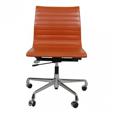 Cognac Leather Ea-115 Office Chair by Charles Eames for Vitra, 2000s-MTD-1400314