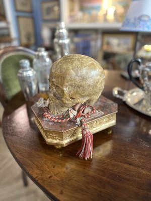 Collectible Memento Mori with Gilded Wooden Base, 1900s-UAI-2024516