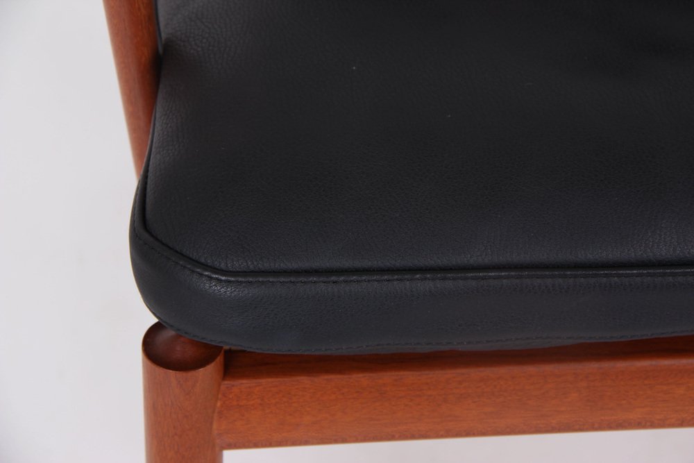 Colonia Chair PJ 149 in Mahogany and Black Leather by Ole Wanscher for Poul Jeppesens Møbelfabrik, 1960s