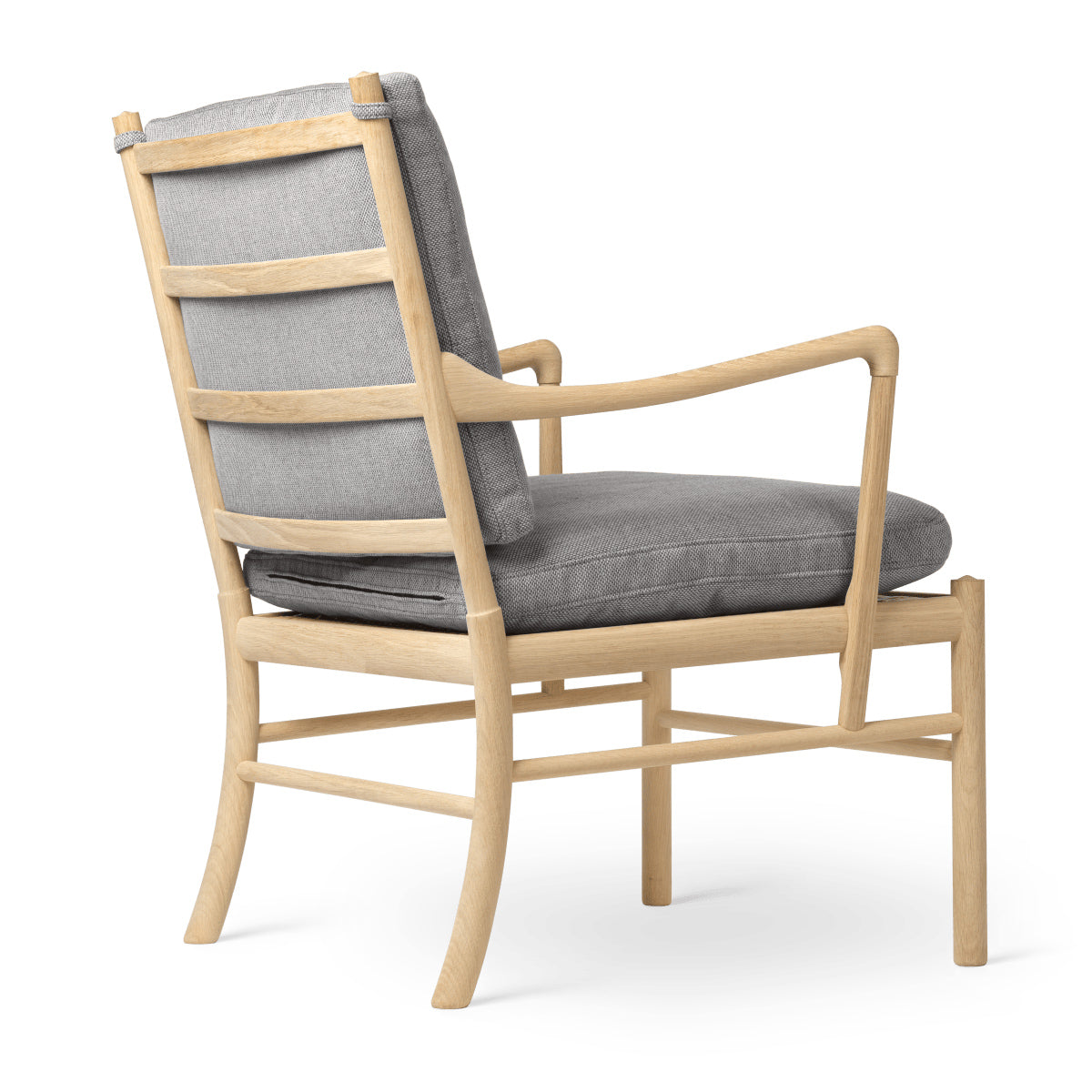 OW149 | Colonial Chair by Carl Hansen & Søn #Oak/Soaped/Fabric | Re-wool | 158