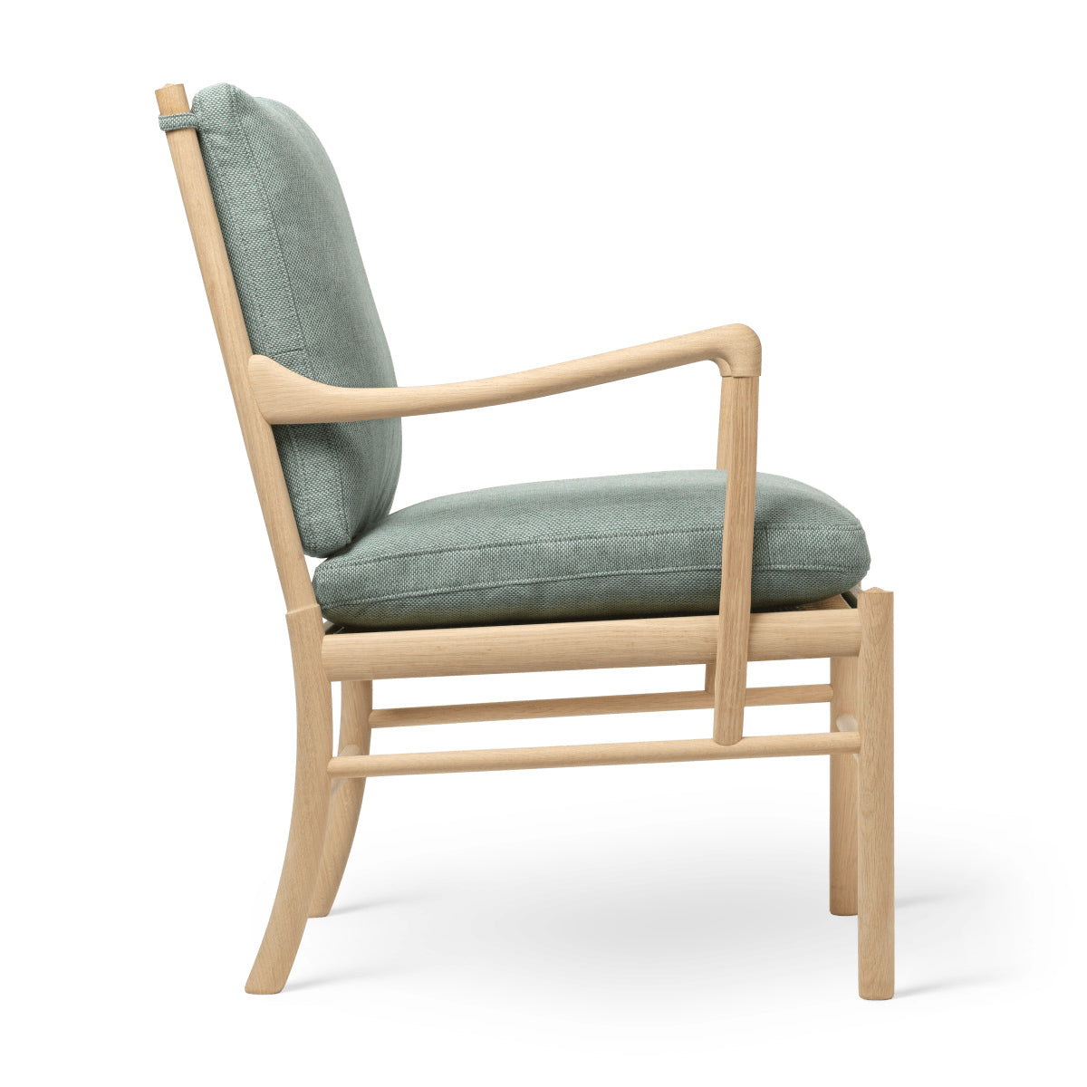 OW149 | Colonial Chair by Carl Hansen & Søn #Oak/Soaped/Fabric | Re-wool | 658