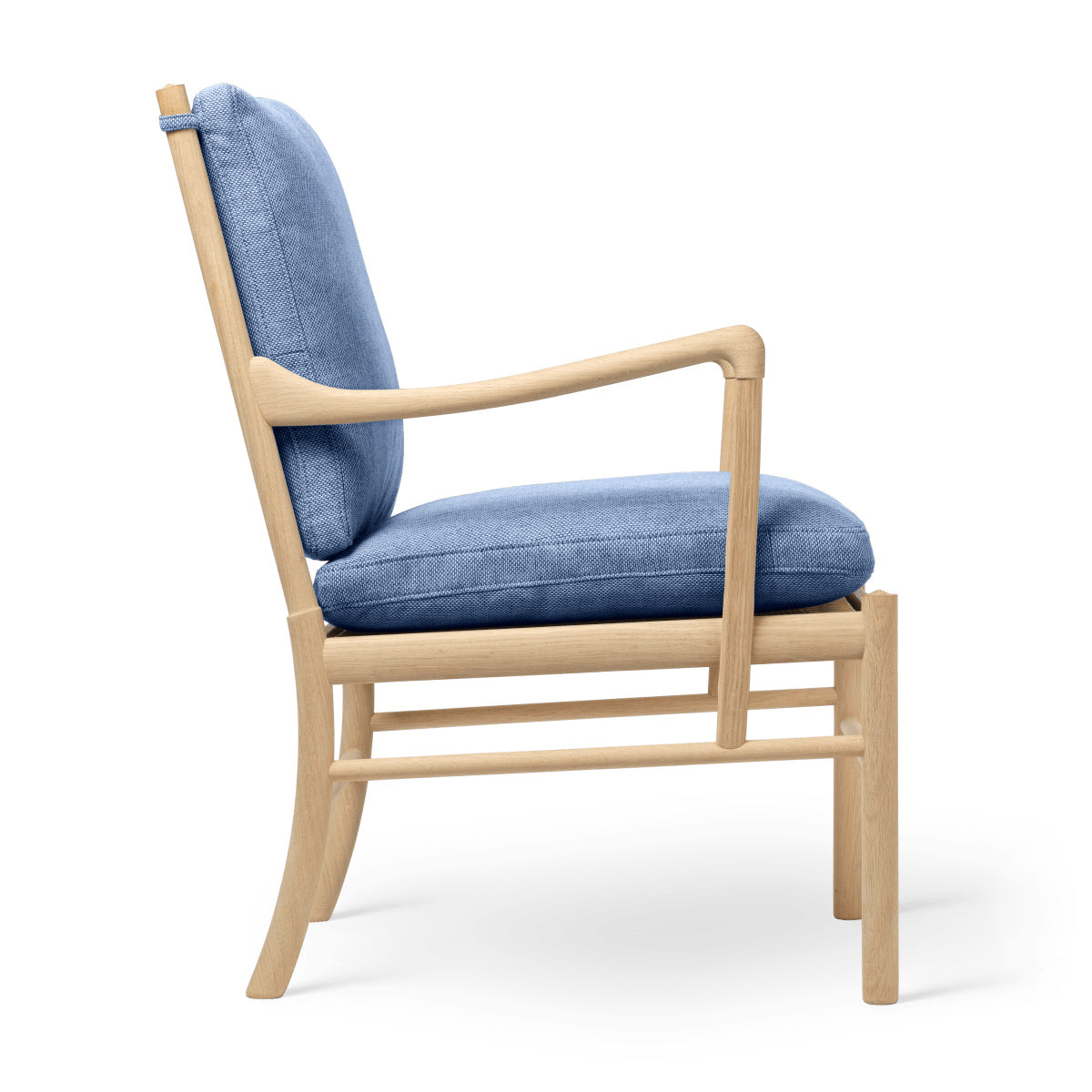 OW149 | Colonial Chair by Carl Hansen & Søn #Oak/Soaped/Fabric | Re-wool | 758