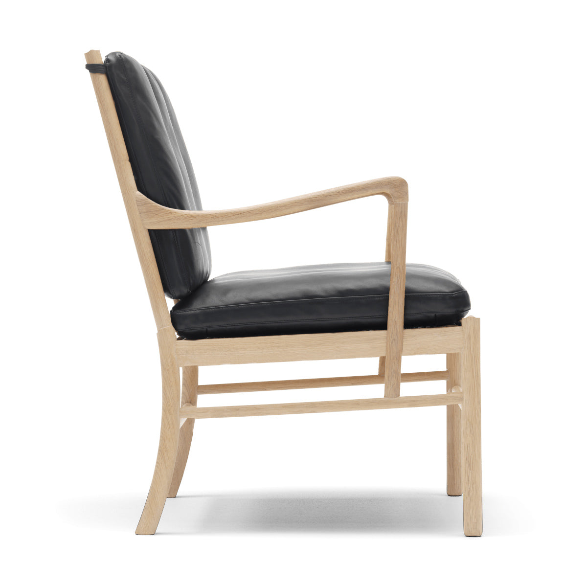 OW149 | Colonial Chair by Carl Hansen & Søn #Oak/Soaped/Leather | Thor | 301