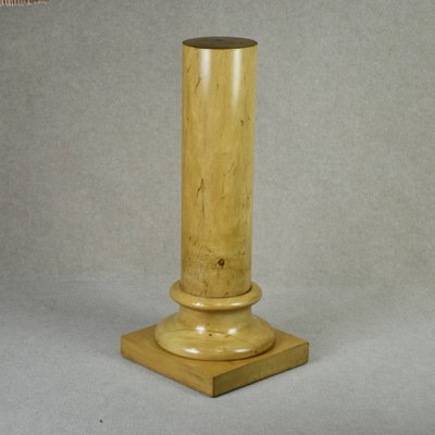 Column / Pedestal in Birch, Sweden, 1910s-RNM-2043313