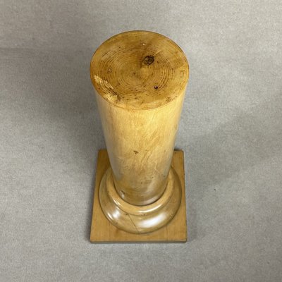 Column / Pedestal in Birch, Sweden, 1910s-RNM-2043313