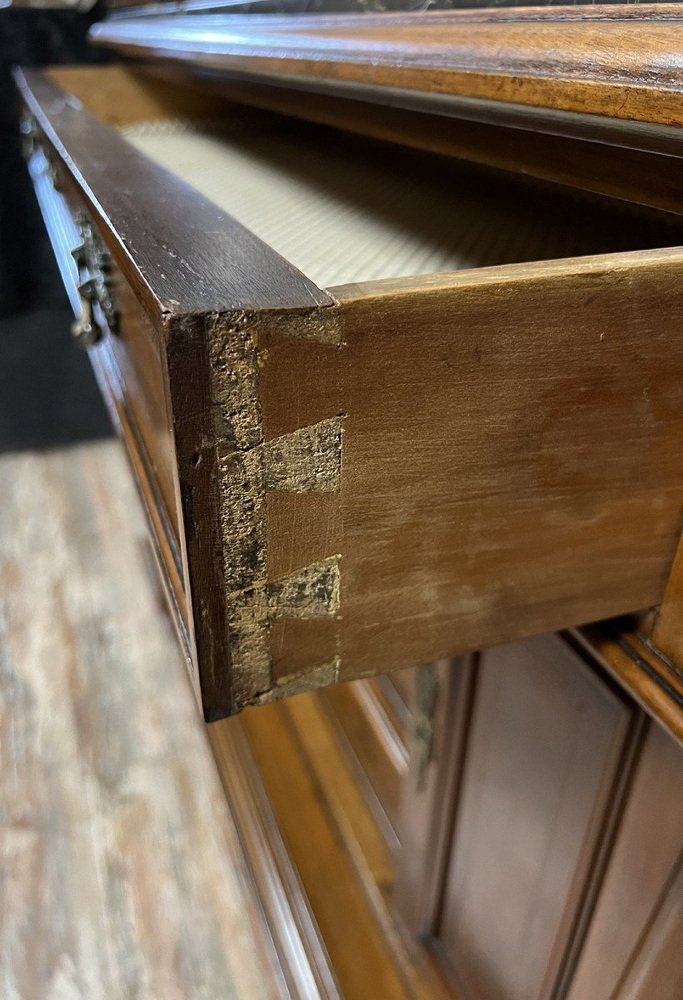 Commode in Mahogany and Marquetry