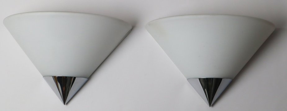 Cone Wall Lamp in Chrom from Limburg Glashütte, 1980s-ESB-1811824