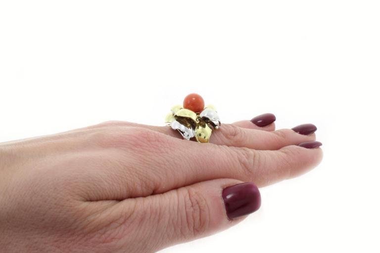 Coral 18kt Yellow Gold Ring