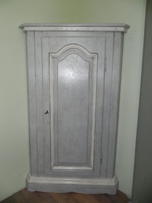 Corner Cupboard in Distressed Lacquer-CDG-956155