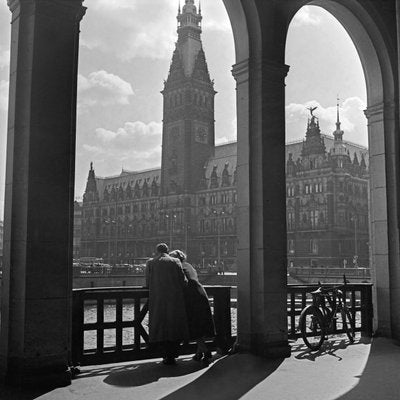 Couple Standing at Colonnade to City Hall Hamburg, Germany 1938, Printed 2021-DYV-992030