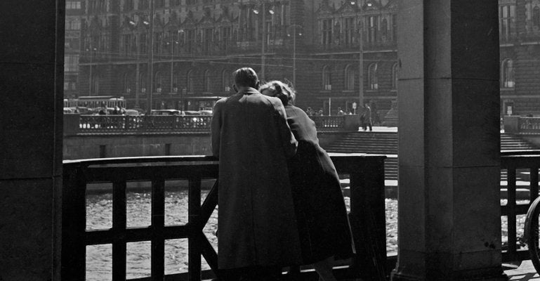 Couple Standing at Colonnade to City Hall Hamburg, Germany 1938, Printed 2021-DYV-992030