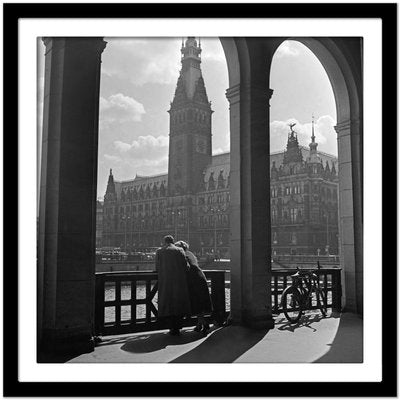 Couple Standing at Colonnade to City Hall Hamburg, Germany 1938, Printed 2021-DYV-992030