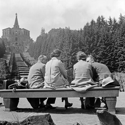 Couples on a Bench in Front of a Statue in Kassel, Germany, 1937, Print-DYV-1092500