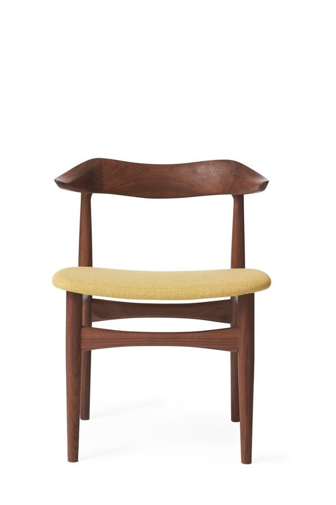 Cow Horn Chair Walnut Vanilla by Warm Nordic