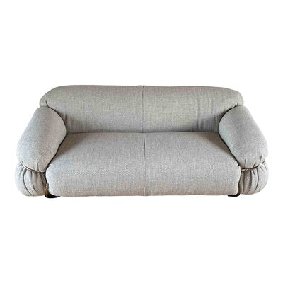 Cream Bouclé Sesann 2-Seat Sofa by Gianfranco Frattini for Cassina, 1973-RPH-889122