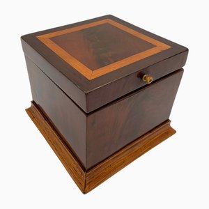 Cubic Biedermeier Box in Mahogany and Maple, Austria, 1840a-NNB-2033918