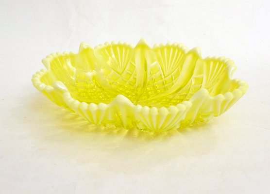 Cut Storage Bowl in Fluorescent Uraline Glass, Early 20th Century-RNR-2043349