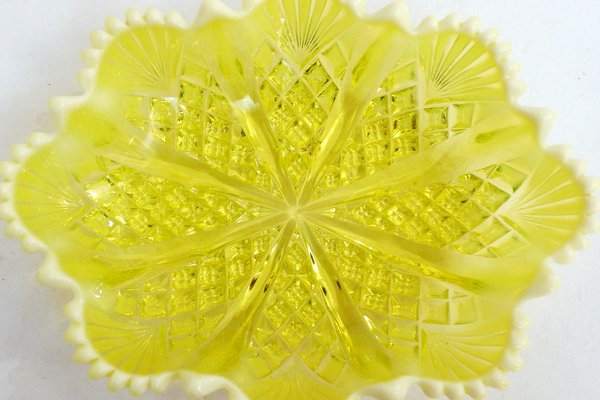 Cut Storage Bowl in Fluorescent Uraline Glass, Early 20th Century-RNR-2043349