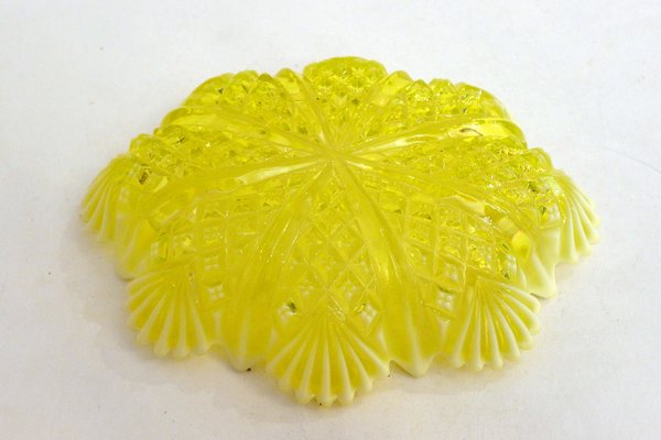 Cut Storage Bowl in Fluorescent Uraline Glass, Early 20th Century-RNR-2043349