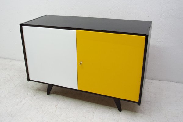 Czech U-450 Sideboard by Jiri Jiroutek for Interiér Praha, 1960s-HXT-778458