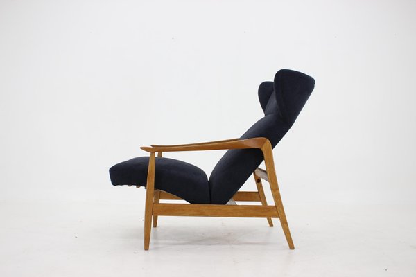 Czechoslovakian Oak Reclining Wing Chair, 1960s-TZ-1314153