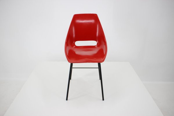 Czechoslovakian Red Fiberglass Dining Chairs, 1960s, Set of 3-TZ-801048