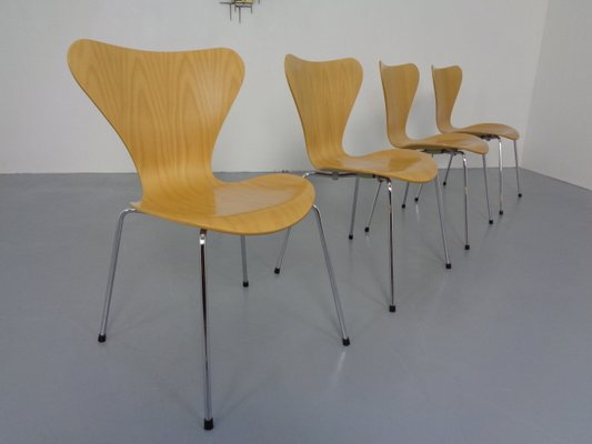 Danish 3107 Butterfly Chairs by Arne Jacobsen for Fritz Hansen, 1995, Set of 4-RDW-1056250