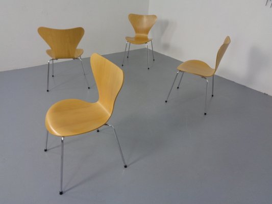 Danish 3107 Butterfly Chairs by Arne Jacobsen for Fritz Hansen, 1995, Set of 4-RDW-1056250