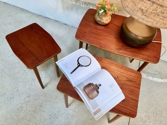 Danish Boat-Shaped Teak Nesting Side Tables, 1960s, Set of 3-JP-971325