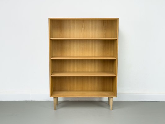 Danish Bookcase in Oak by Børge Mogensen for Søborg Møbelfabrik, 1960s-QEQ-2035960