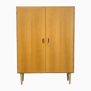 Danish Cabinet in Oak by Børge Mogensen for Søborg Møbelfabrik, 1960s-QEQ-2035949