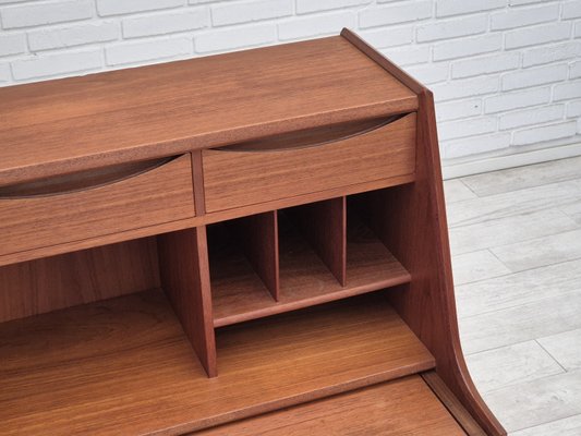 Danish Chest of Drawers in Teak Wood, 1960s-TMW-2028165