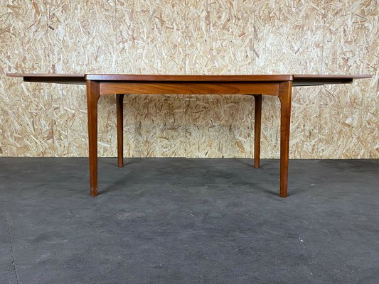 Danish Design Teak Dining Table by Henning Kjaernulf for Vejle Mobelfabrik, 1970s-EJL-1140653