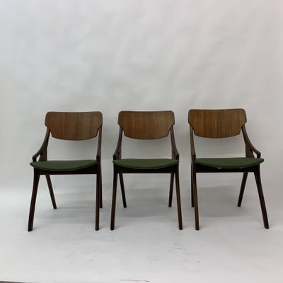 Danish Dining Chairs by Arne Hovmand Olsen, 1950s, Set of 3-BGP-1233943