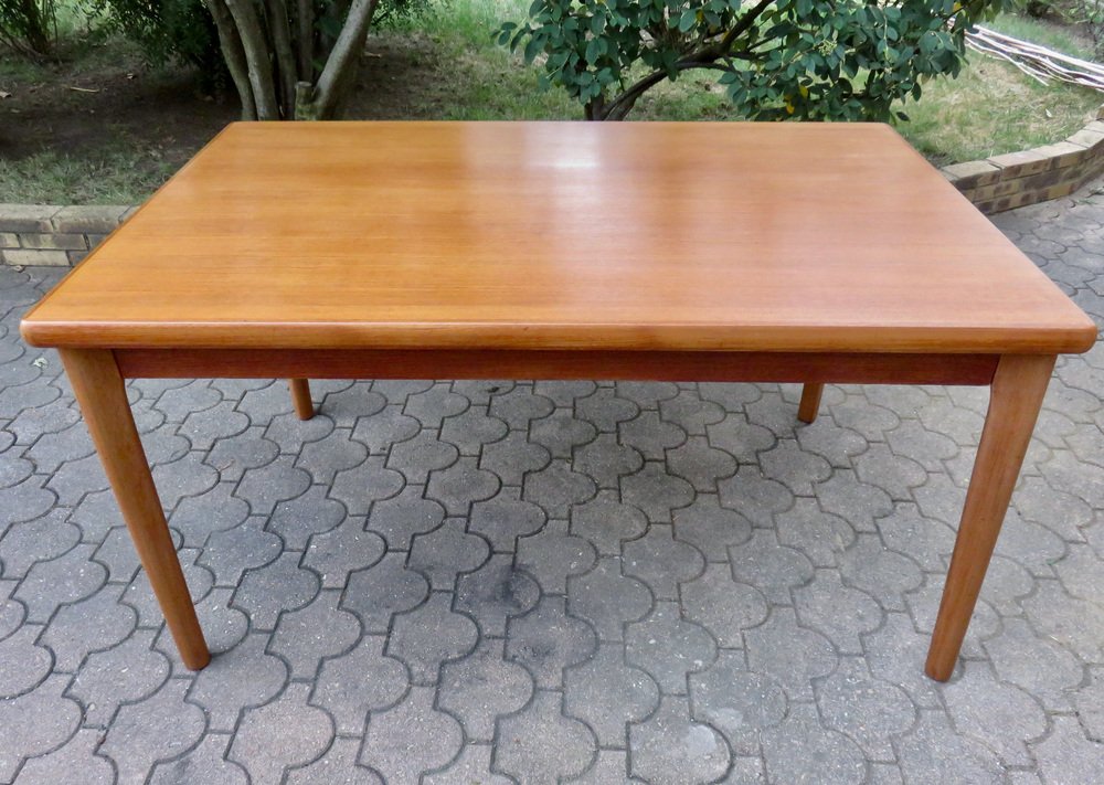 Danish Extendable Table in Teak by Henning Kjaernulf for Vejle Mobelfabrik, 1960