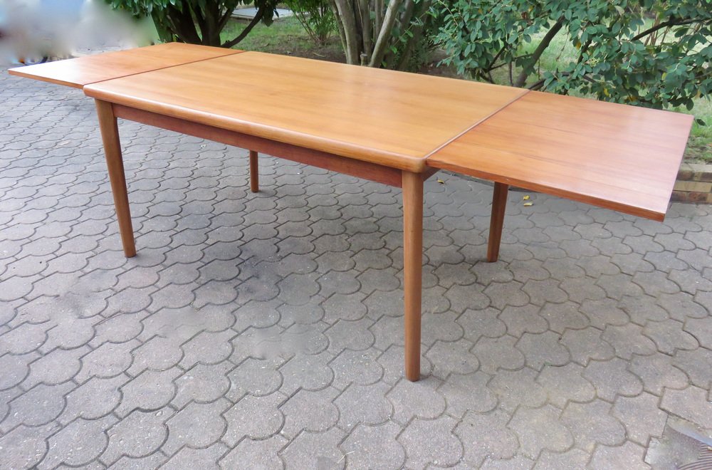 Danish Extendable Table in Teak by Henning Kjaernulf for Vejle Mobelfabrik, 1960