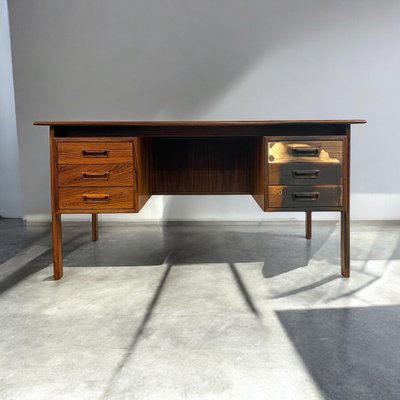 Danish Freestanding Rosewood Desk by Willy Sigh for H. Sigh & Søn, 1960s-DZY-2040607