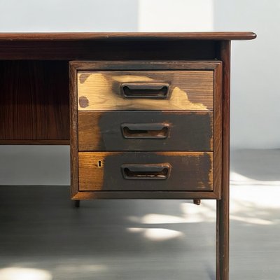 Danish Freestanding Rosewood Desk by Willy Sigh for H. Sigh & Søn, 1960s-DZY-2040607