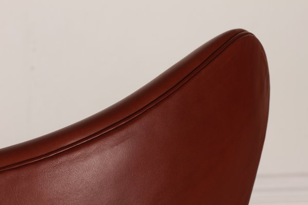 Danish Model 3316 Egg Chair in Leather by Arne Jacobsen for Fritz Hansen, 1969-QQ-1357214