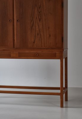 Danish Modern Cabinet in Elm and Pinewood attributed to Børge Mogensen for FDB, 1940s, Set of 2-WRF-1752056