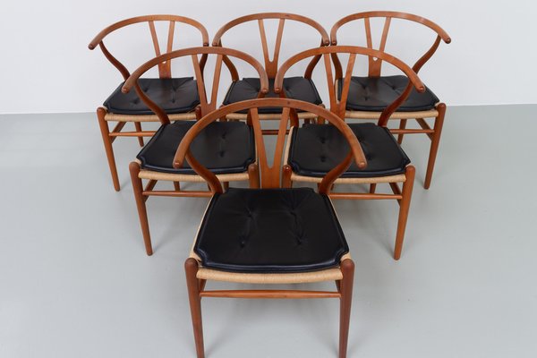 Danish Modern CH24 Wishbone Chairs in Cherrywood by Hans J. Wegne for Carl Hansen & Søn, 1990s, Set of 6-WIX-1599793