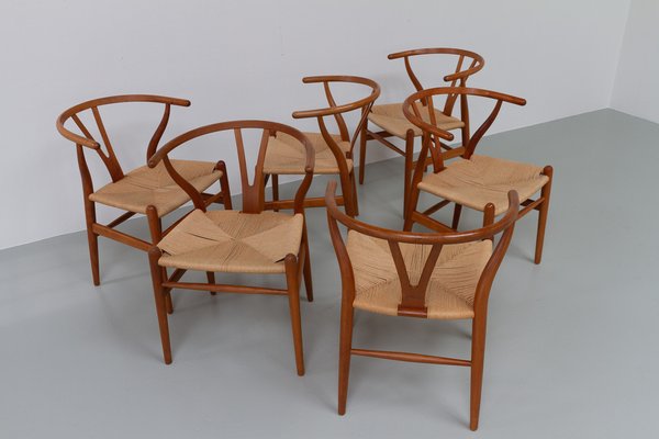 Danish Modern CH24 Wishbone Chairs in Cherrywood by Hans J. Wegne for Carl Hansen & Søn, 1990s, Set of 6-WIX-1599793