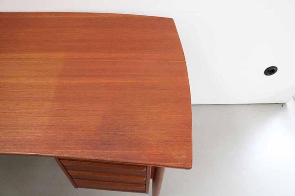 Danish Modern Concave Form Free-Standing Teak Desk, 1970s-FJP-1771559