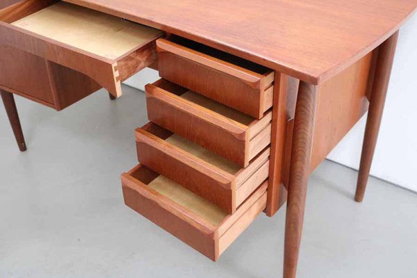 Danish Modern Concave Form Free-Standing Teak Desk, 1970s-FJP-1771559