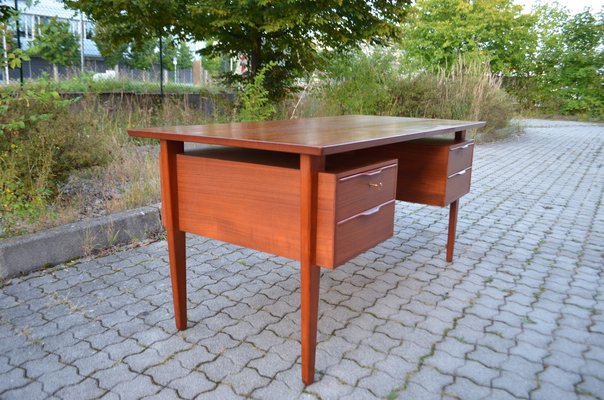 Danish Modern Desk in Teak by Henning Jorgensen for Fredericia Mobelfabrik, 1960-UF-1371037