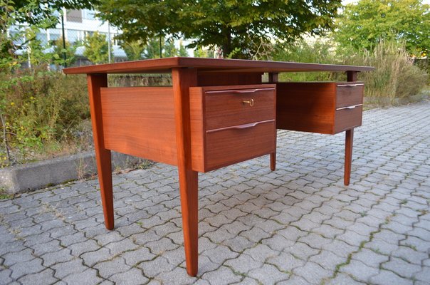 Danish Modern Desk in Teak by Henning Jorgensen for Fredericia Mobelfabrik, 1960-UF-1371037