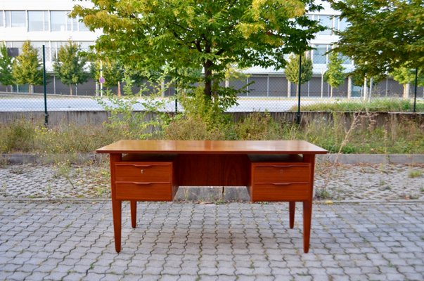 Danish Modern Desk in Teak by Henning Jorgensen for Fredericia Mobelfabrik, 1960-UF-1371037