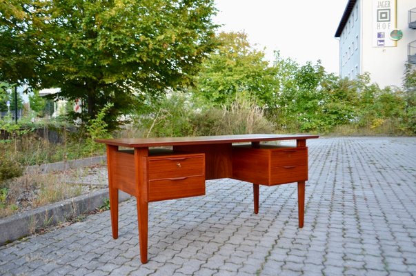 Danish Modern Desk in Teak by Henning Jorgensen for Fredericia Mobelfabrik, 1960-UF-1371037