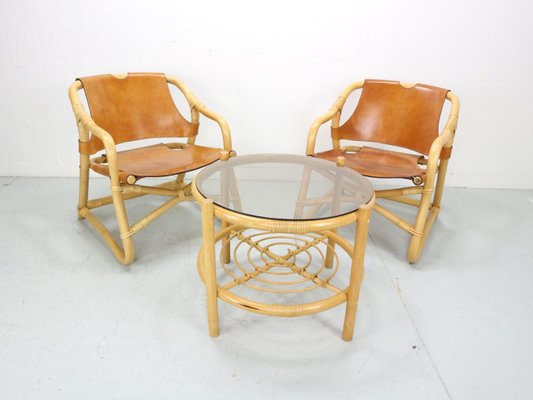 Danish Modern Manilla Lounge Chairs & Table in Bamboo and Saddle Leather, 1960s, Set of 3-DT-2026276