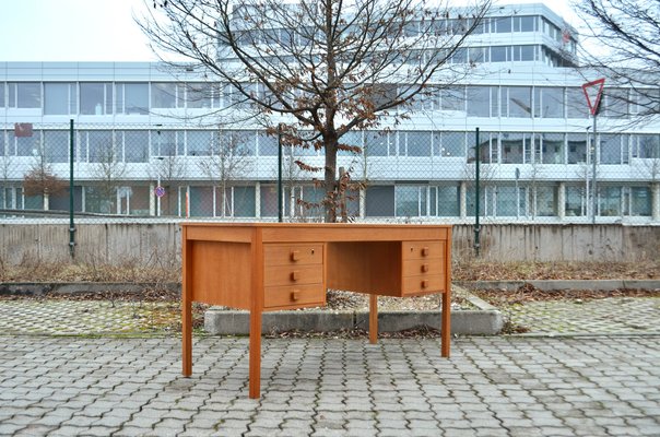 Danish Modern Oak Desk from Domino Mobler Denmark, 1960-UF-1371026